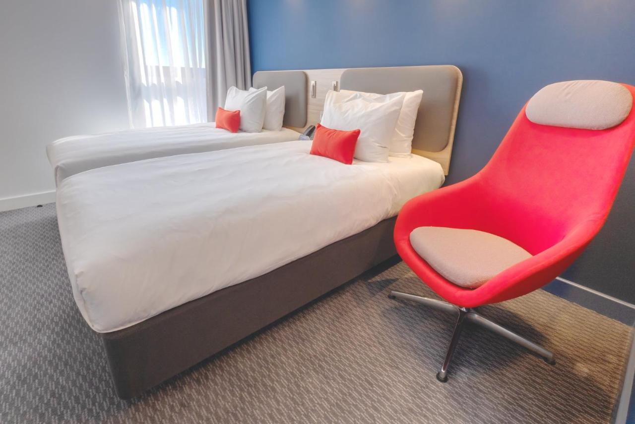 Holiday Inn Express - Fleet By Ihg Dış mekan fotoğraf